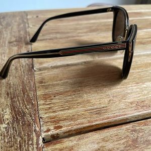 Gucci Cat-eye Sunglasses